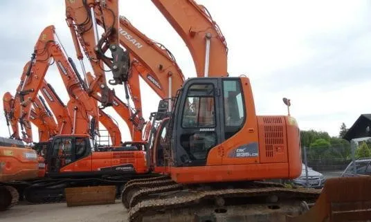 Doosan DX235LCR